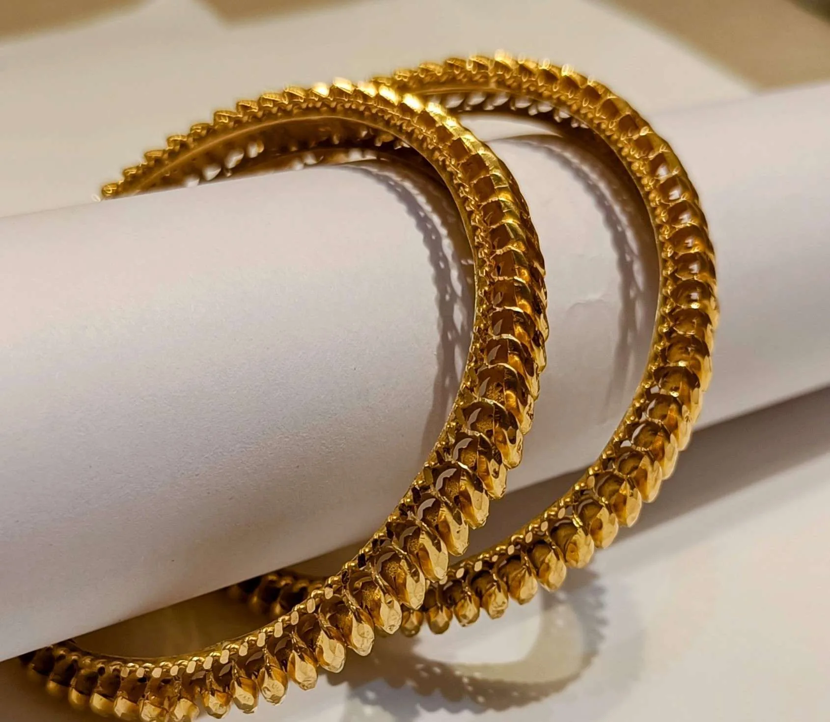 Discover the Elegance of Gold Thode Bangles - Image 3